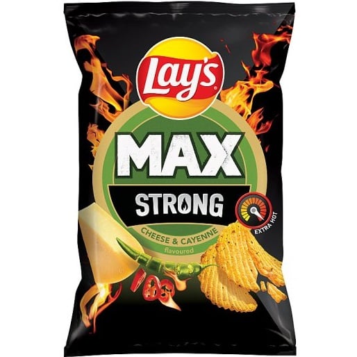 Lays 55g Strong Cheese & Cayenne